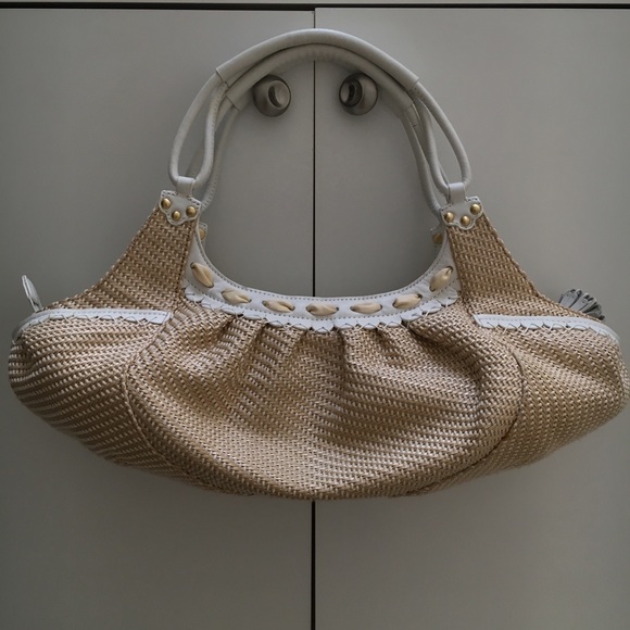 Cole Haan Handbags - Cole Haan Sarah Purse